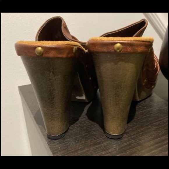 🌟NWOT Wooden Heels - Picture 5 of 8